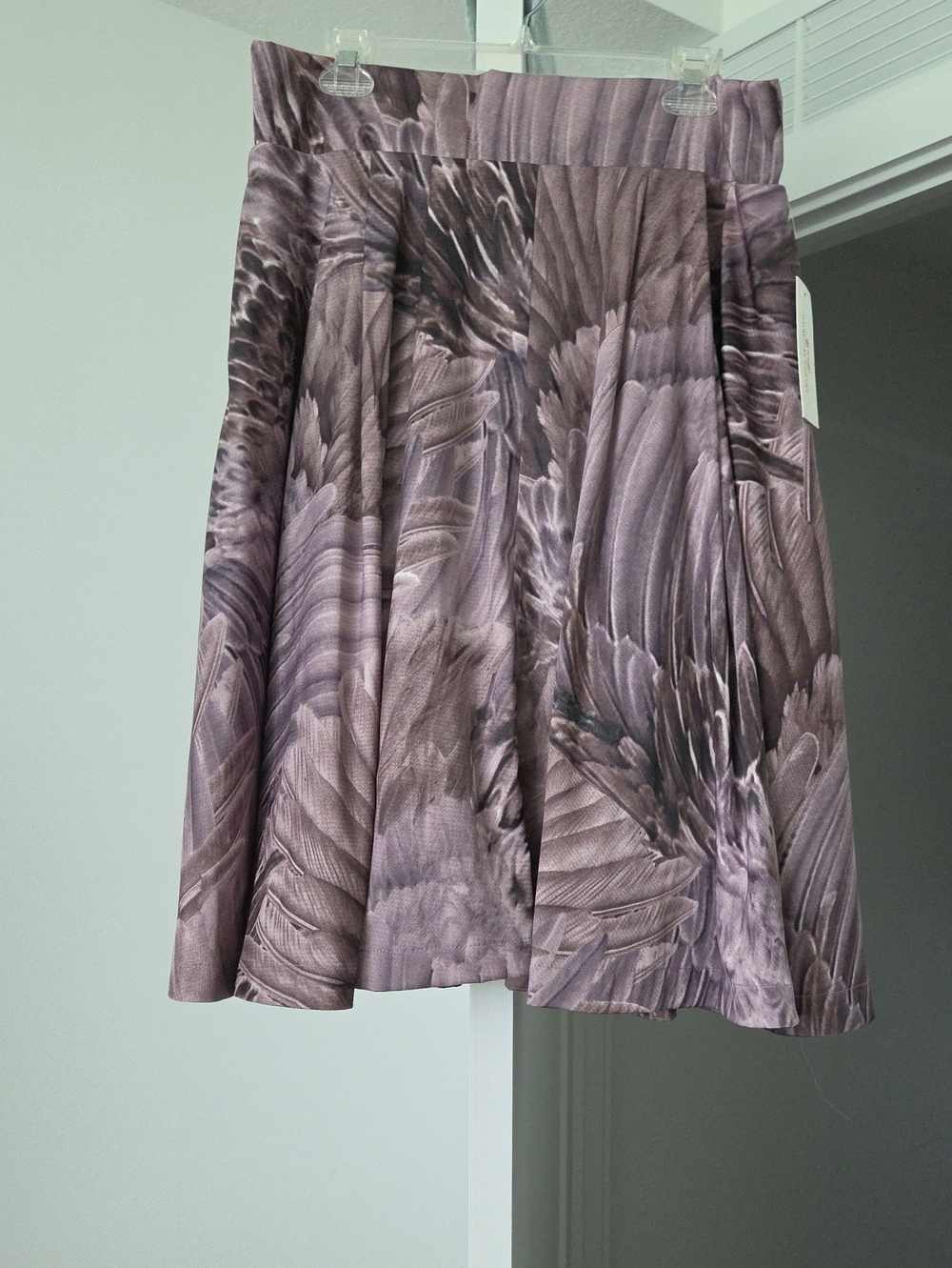 Melissa McCarthy Seven7 Feather-Print Circle Skirt - Mauve Gray